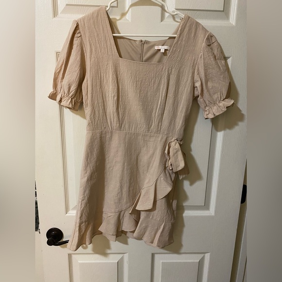 Gianni Bini Tan Top - Picture 1 of 3